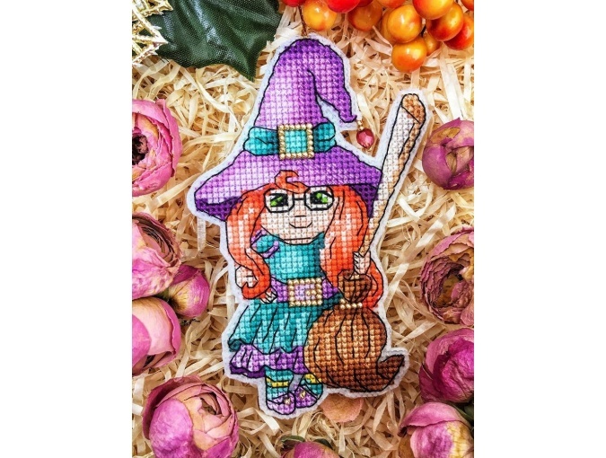 A Little Witch Cross Stitch Pattern фото 2