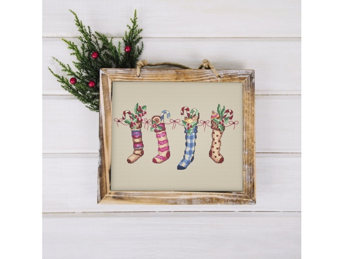 Christmas Socks Cross Stitch Pattern фото 4