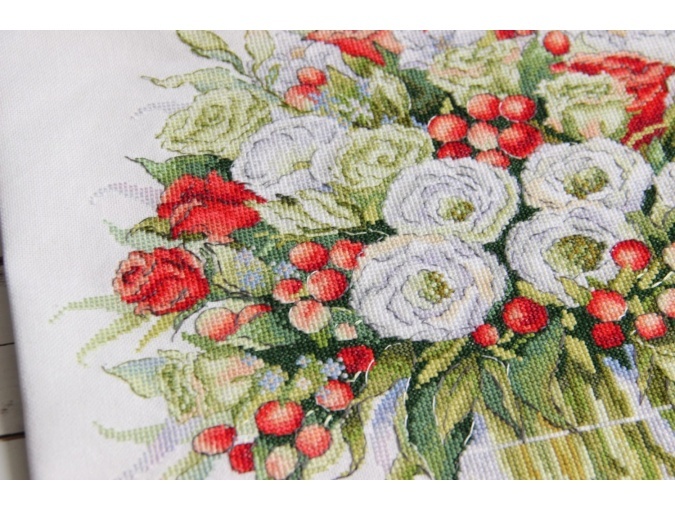 Scarlet Bouquet Cross Stitch Pattern фото 14