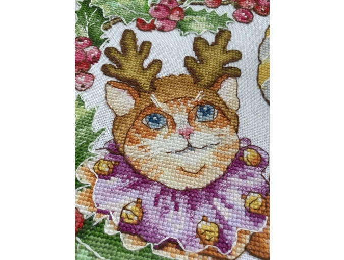 Holly-like-eared Cat Cross Stitch Pattern фото 9