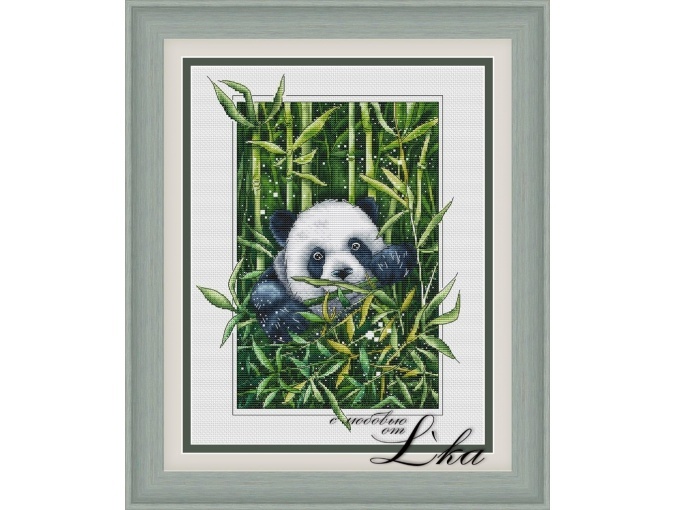 Panda in Bamboo Cross Stitch Pattern фото 1