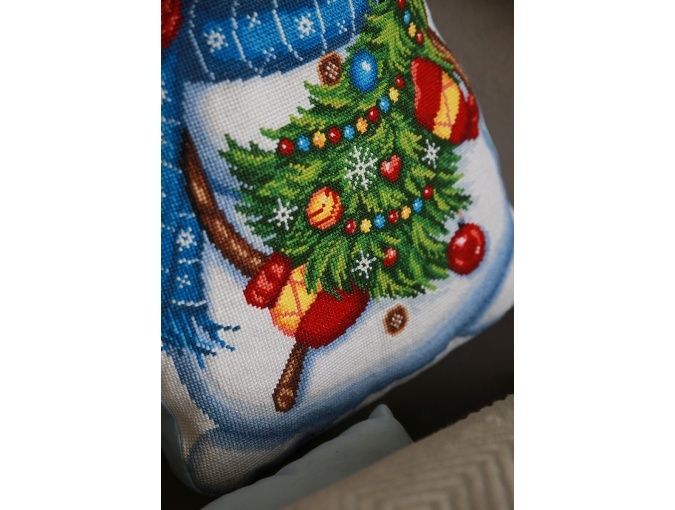 Snowman (Cushion Front) Cross Stitch Kit фото 5