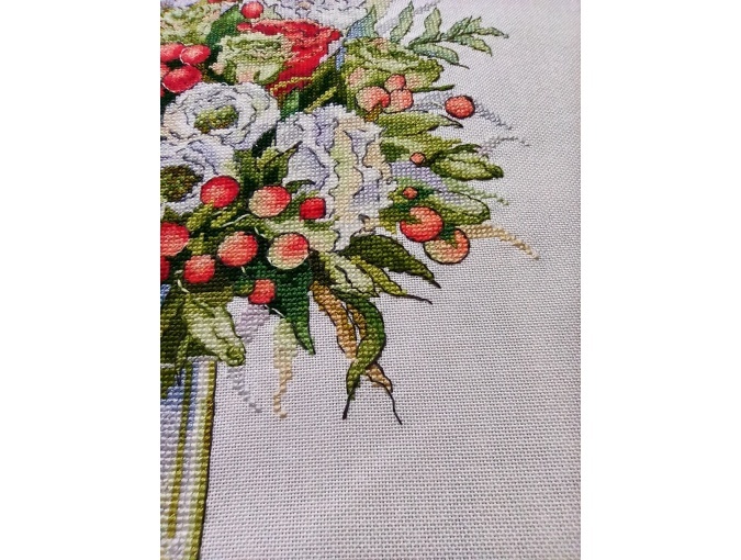 Scarlet Bouquet Cross Stitch Pattern фото 19