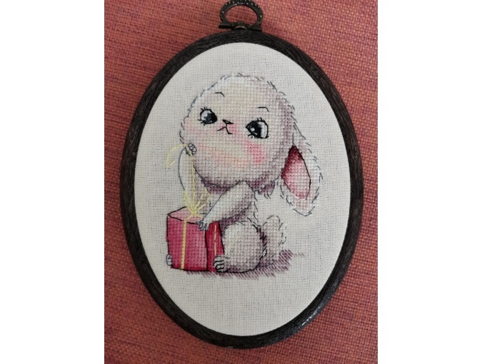 Bunny with a Gift Cross Stitch Chart фото 5