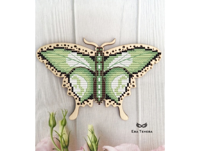 Butterfly. White-Green Cross Stitch Pattern фото 1