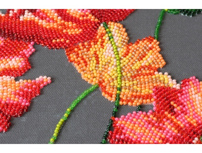Velvet Poppies Bead Embroidery Kit фото 5