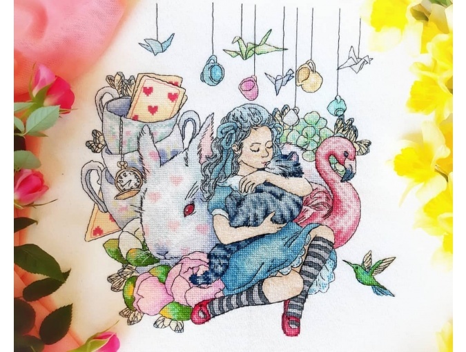 Little Alice in Wonderland Cross Stitch Pattern фото 3