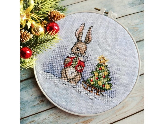 Bunny with Christmas Tree Cross Stitch Pattern фото 2