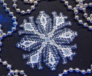 Snowflake 2 Cross Stitch Pattern