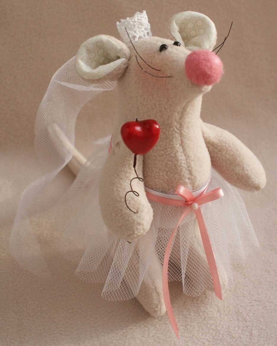 Love Story. Bride Toy Sewing Kit фото 1