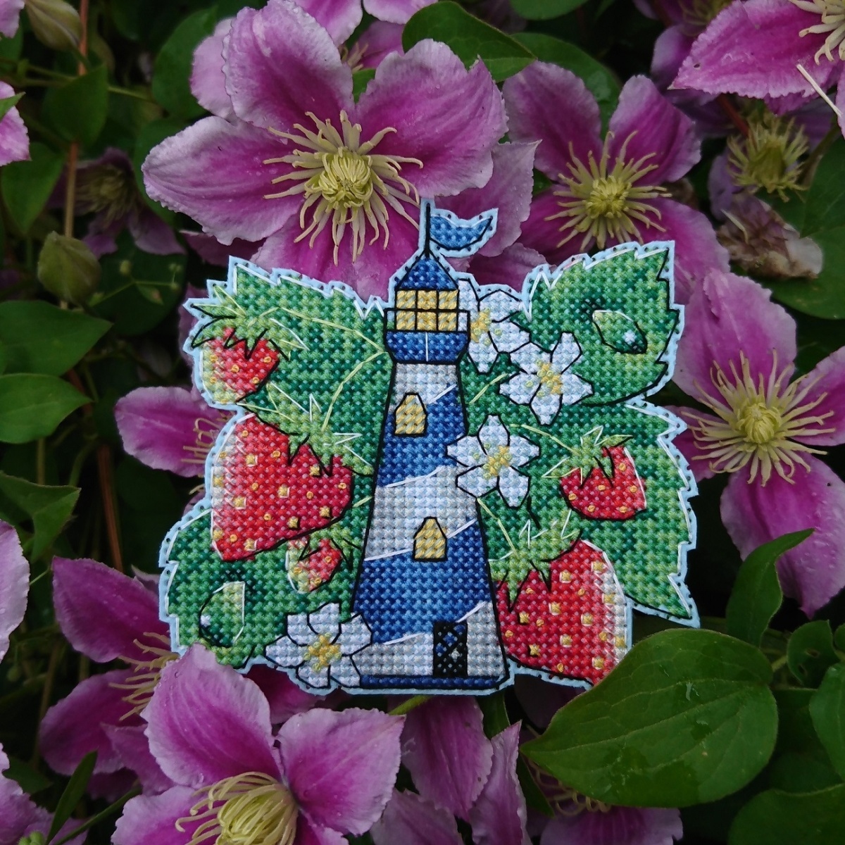 Lighthouse Strawberry Cross Stitch Pattern фото 2