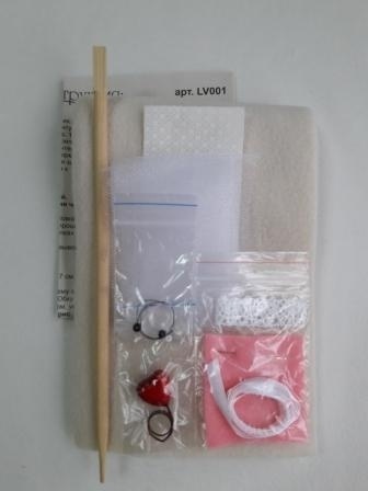 Love Story. Bride Toy Sewing Kit фото 3