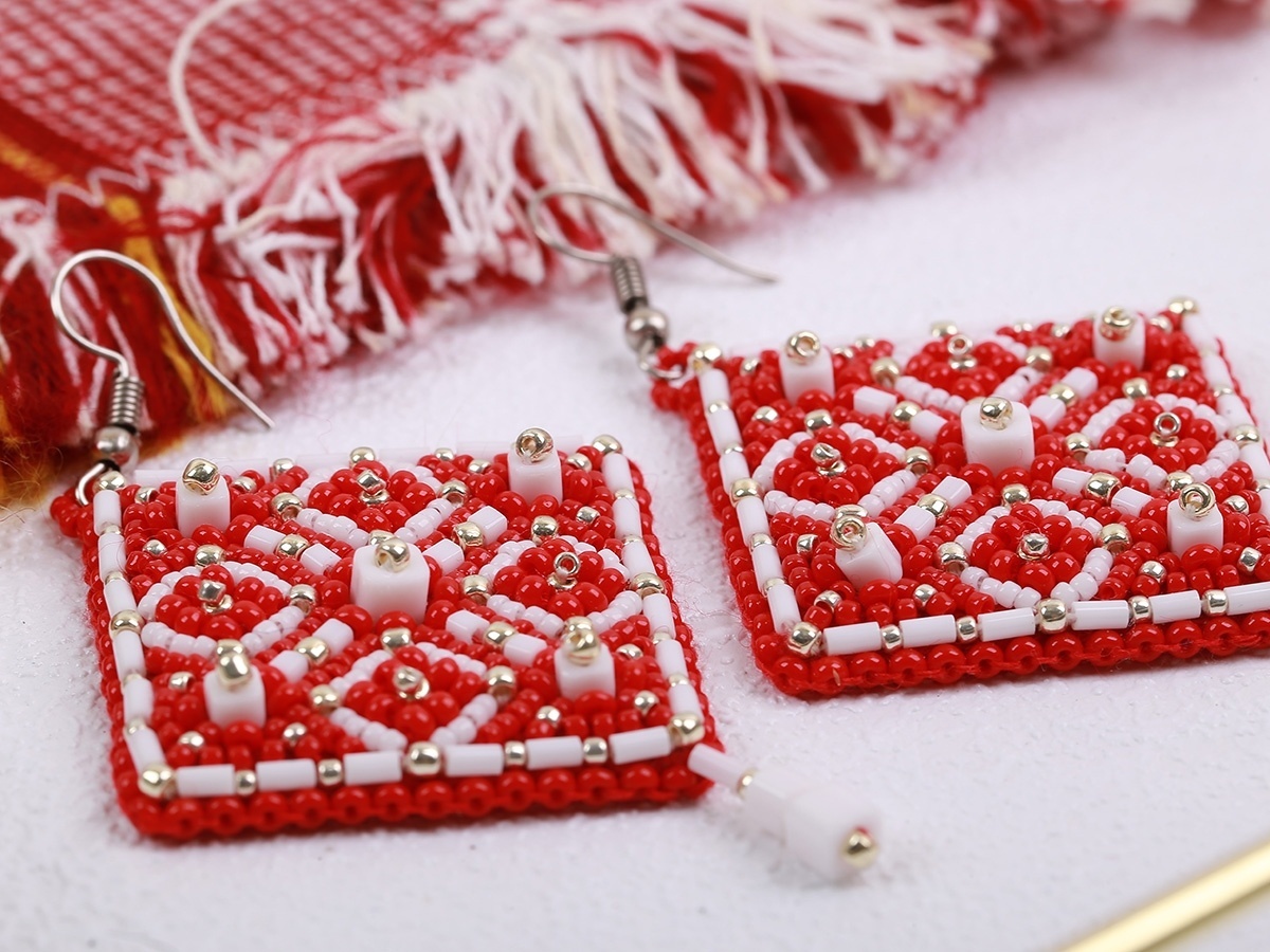 Square Earrings. Red Ornament Bead Embroidery Kit фото 3