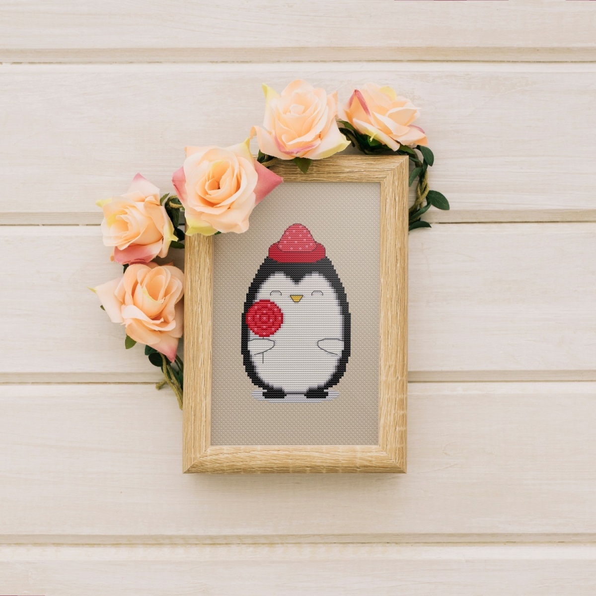Penguin with Candy Cross Stitch Pattern фото 2