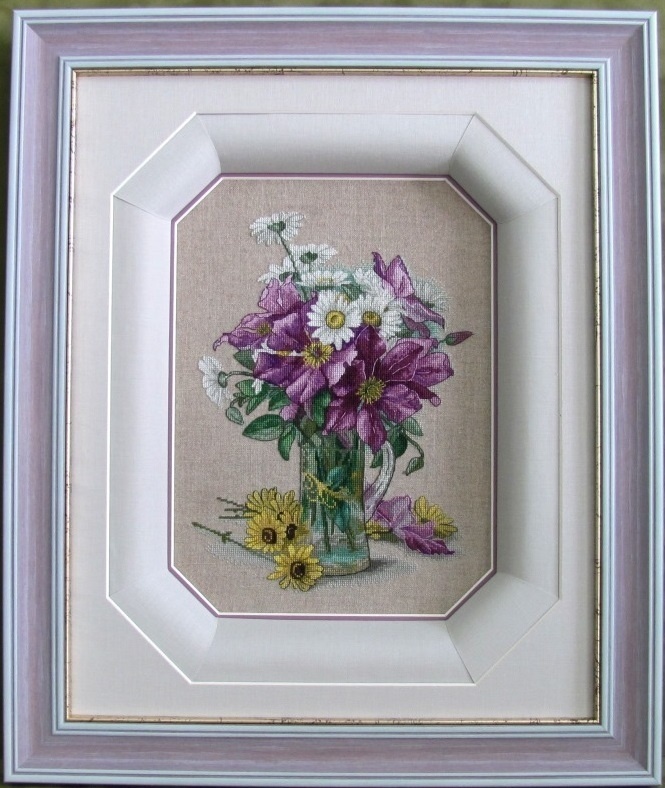 Purple Clematis and White Daisies Cross Stitch Pattern фото 2