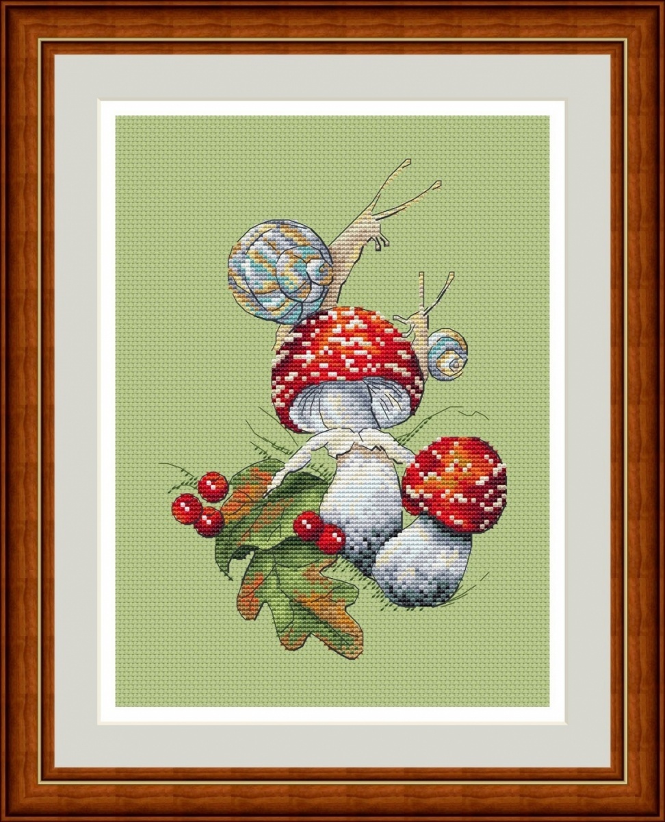 Fly Agarics and Snails Cross Stitch Pattern фото 1