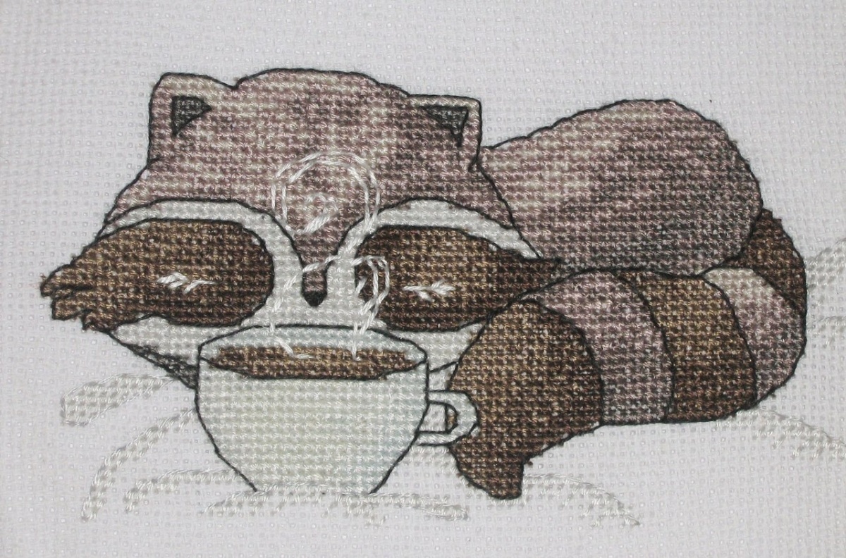 Little Raccoon with Coffee Cross Stitch Pattern фото 3