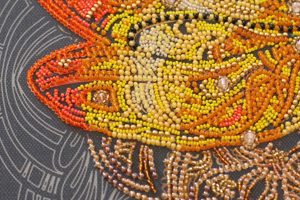 Saffron Overflow Bead Embroidery Kit фото 5