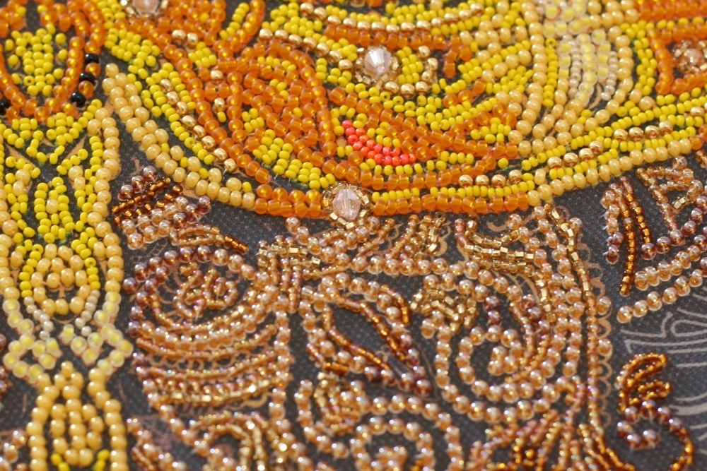 Saffron Overflow Bead Embroidery Kit фото 7