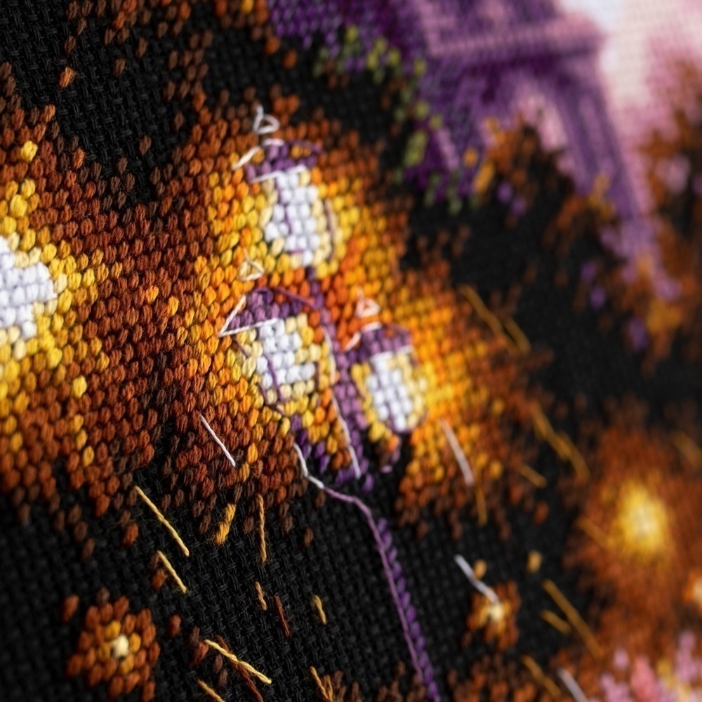 Night City Lights Cross Stitch Kit фото 3