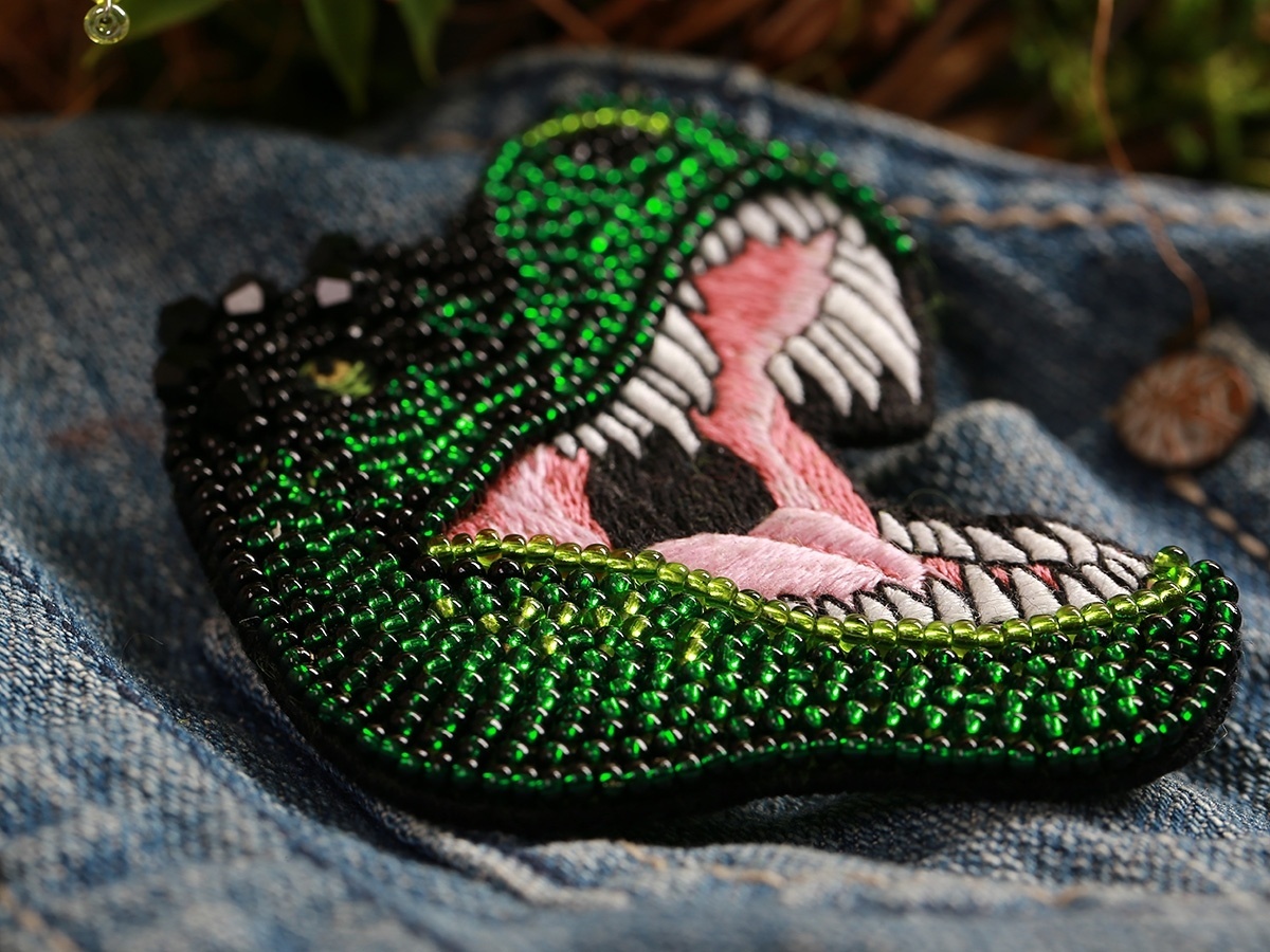 Brooch. Tyrannosaurus Bead Embroidery Kit фото 4