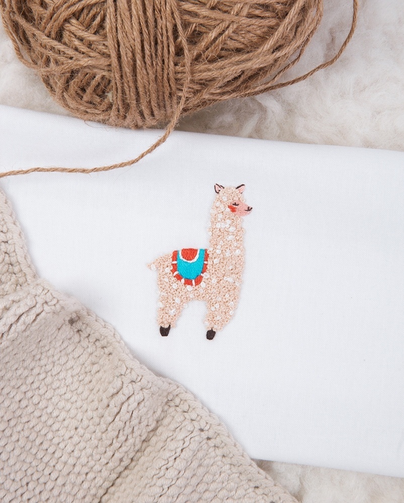 Little Llama Embroidery Kit фото 4