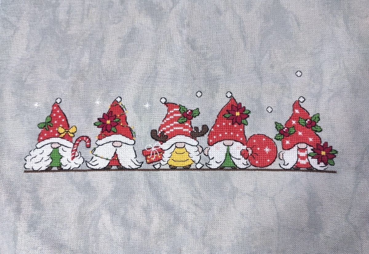 Christmas Festive Gnomes Cross Stitch Pattern фото 3