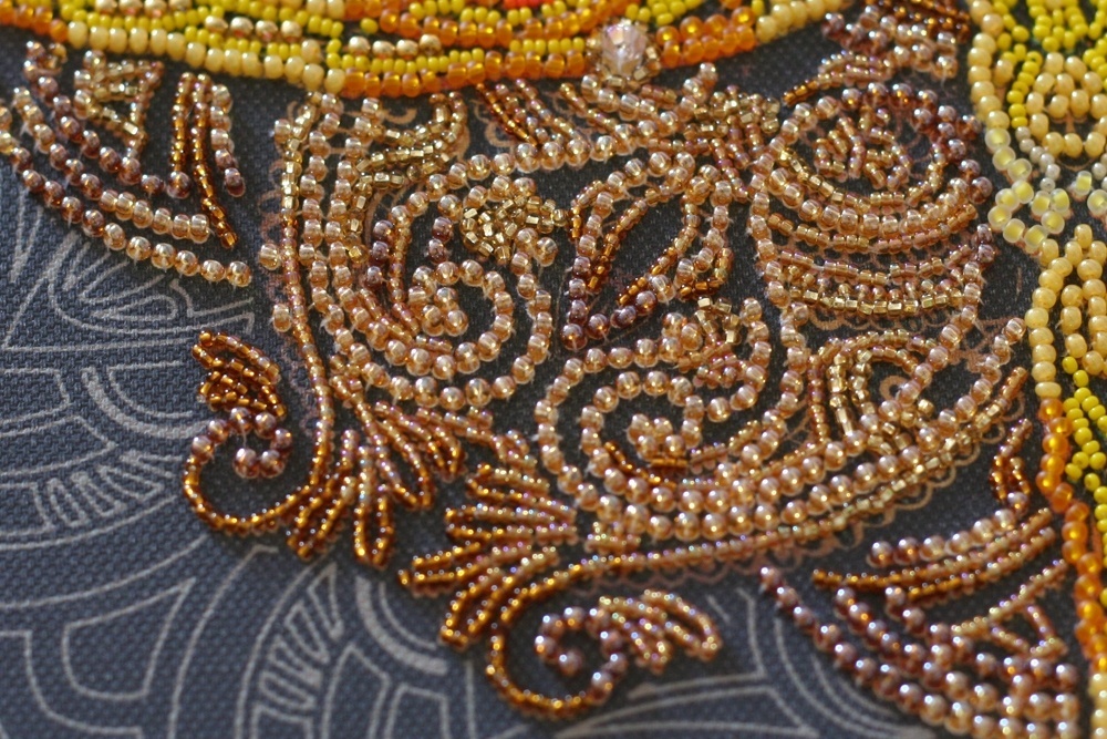 Saffron Overflow Bead Embroidery Kit фото 6
