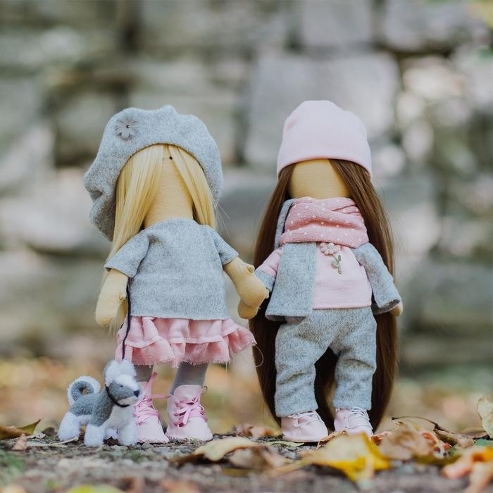 Friends Vicky and Nicky - for a walk Doll Sewing Kit фото 1