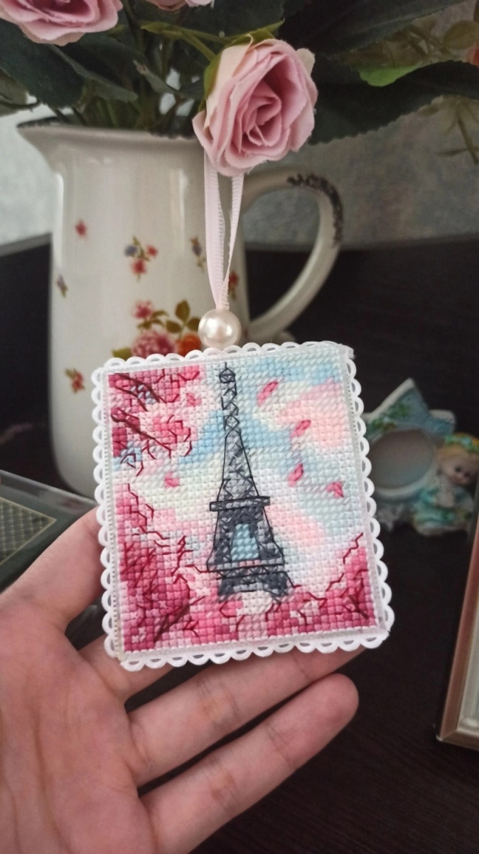 Eiffel Tower Postage Stamp Cross Stitch Chart фото 13
