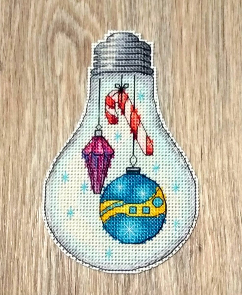 Light Bulb. Christmas Cross Stitch Pattern фото 2