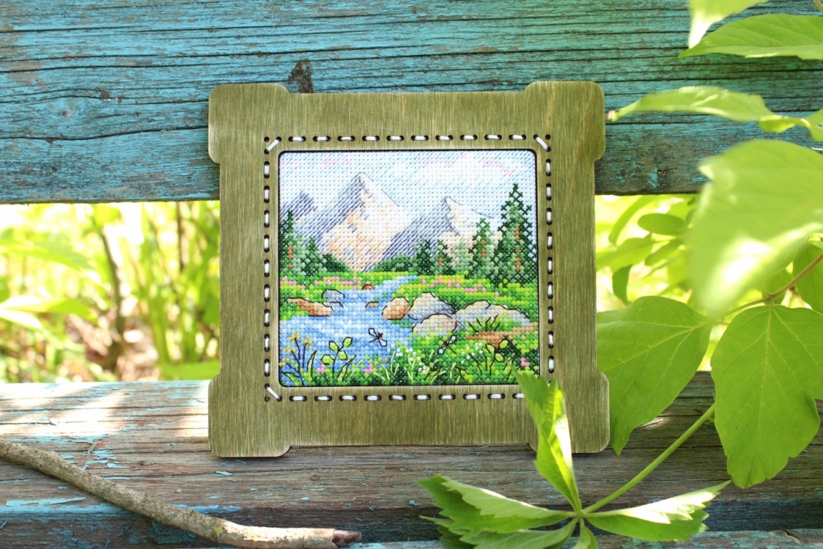 Mountain Grandeur Cross Stitch Kit фото 2