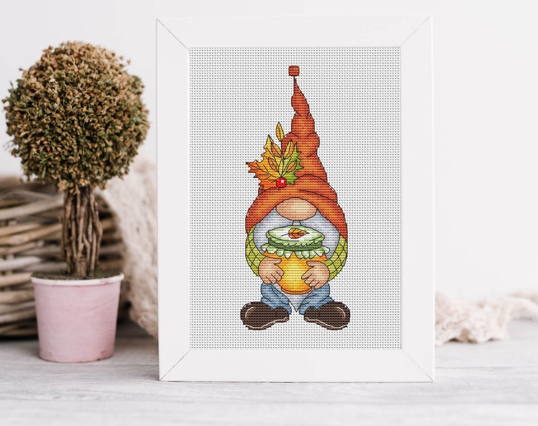 Thanksgiving Gnome 2 Cross Stitch Pattern фото 1