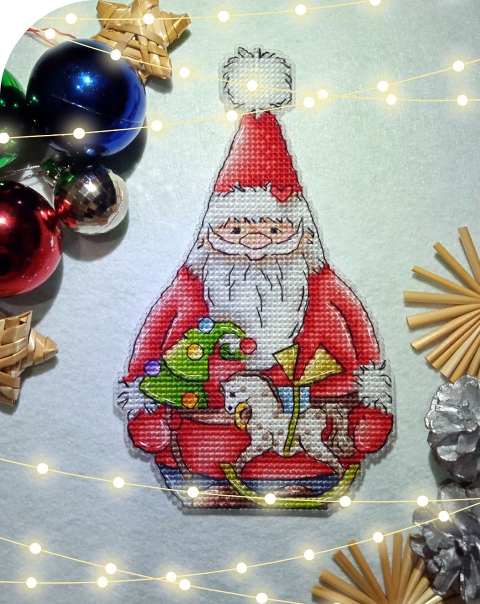 Santa Claus with Horse Cross Stitch Pattern фото 1
