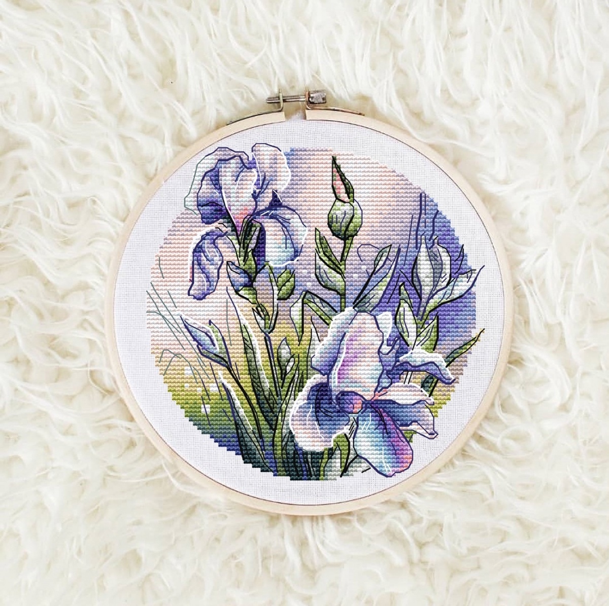 Tender Irises Cross Stitch Pattern фото 1