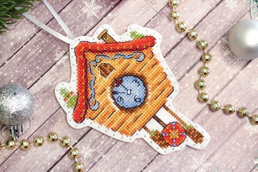 Minutes Before the Holiday Cross Stitch Kit фото 3