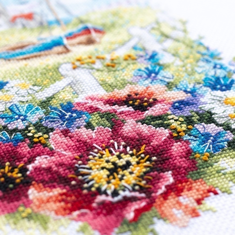 Poppies at the Lighthouse Cross Stitch Kit фото 3