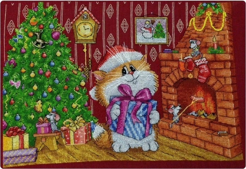 Cat and Christmas Gifts Cross Stitch Pattern фото 2