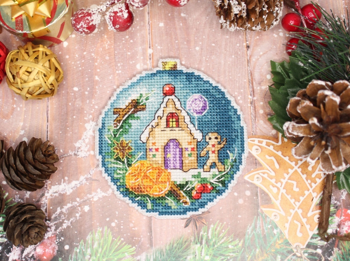 Christmas Ball. Gingerbread House Cross Stitch Kit фото 2