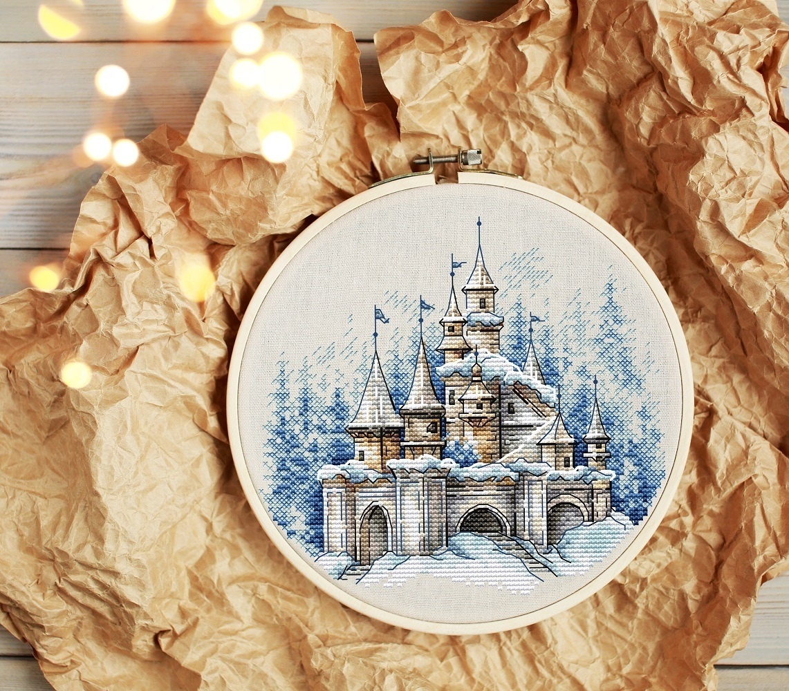 Snow Castle Cross Stitch Pattern фото 2