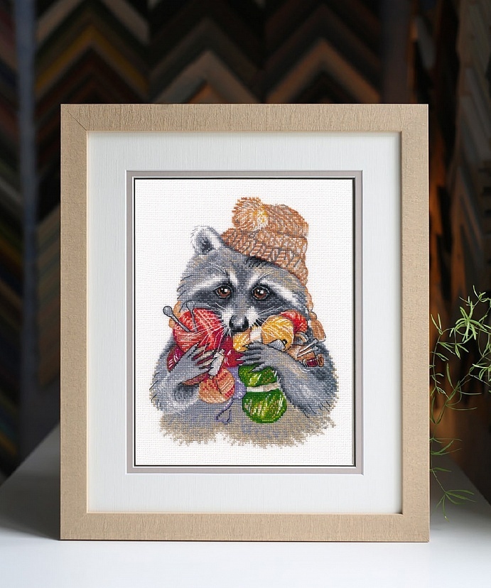 Raccoon-craftsman Cross Stitch Kit  фото 2
