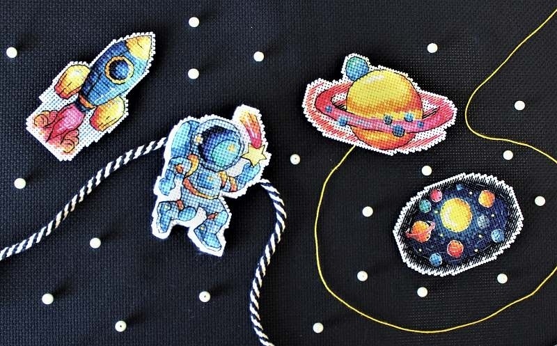 Space Magnets Cross Stitch Kit фото 2