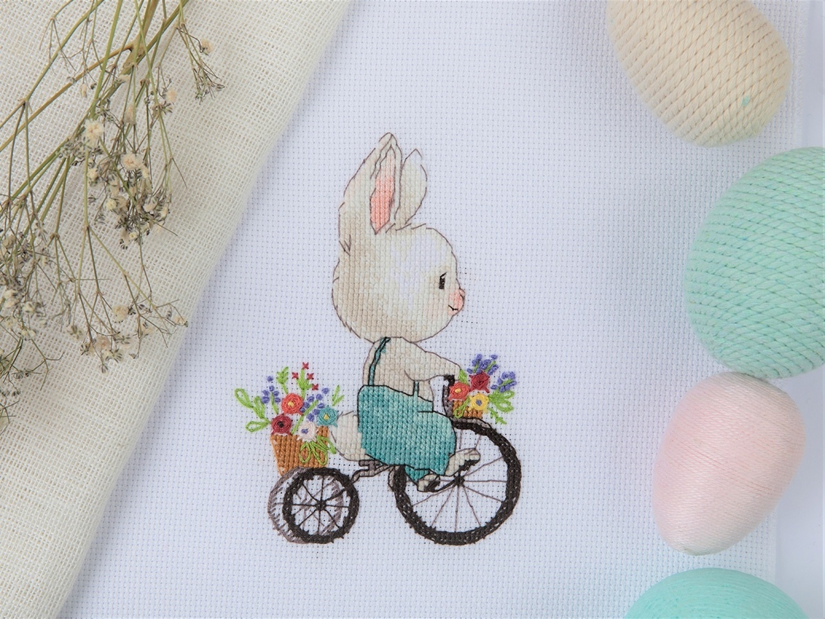 Bunny on Bike Cross Stitch Kit фото 5