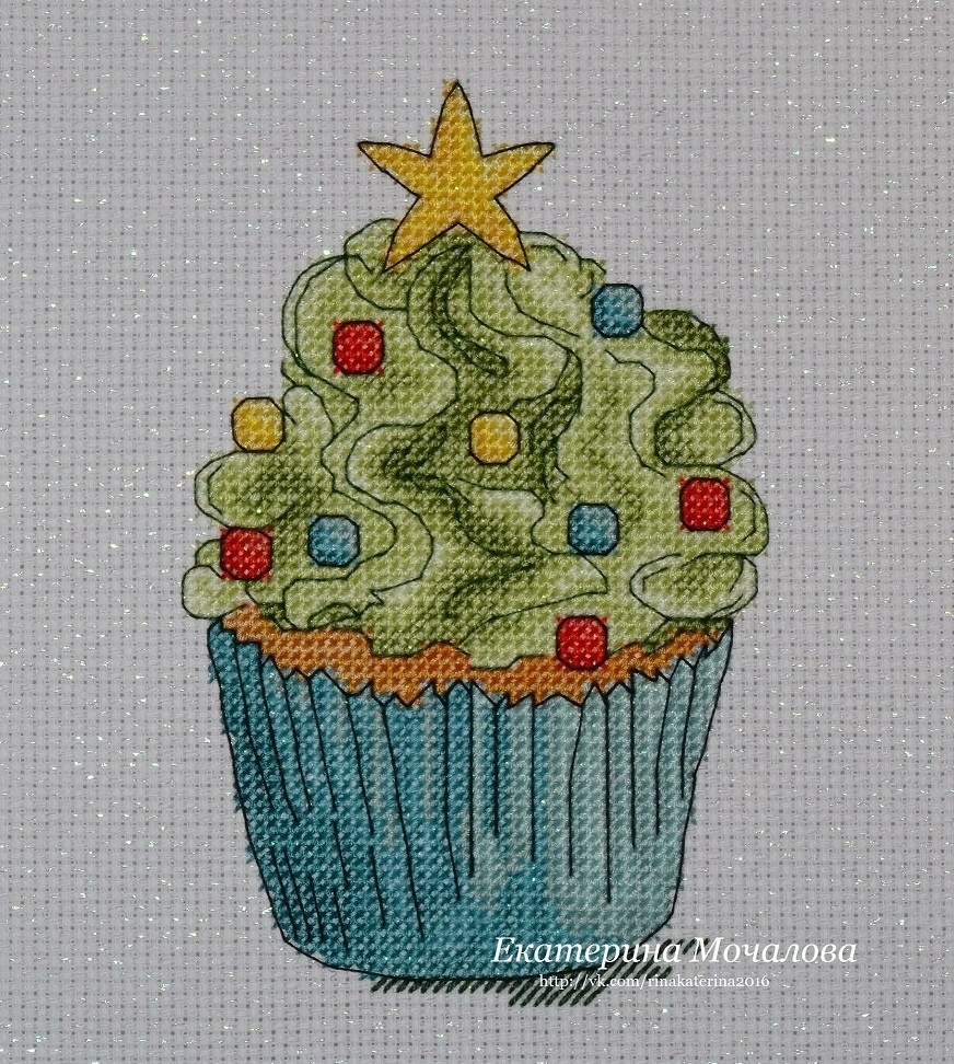 Christmas Tree Cupcake Cross Stitch Pattern фото 2