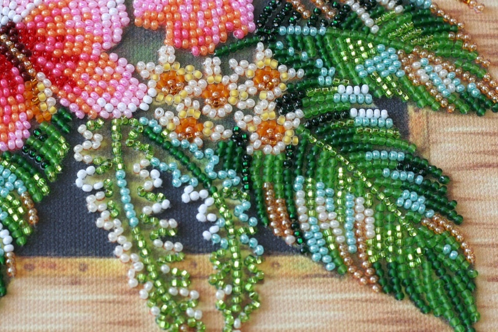 Tanzanian Flowers Bead Embroidery Kit фото 4