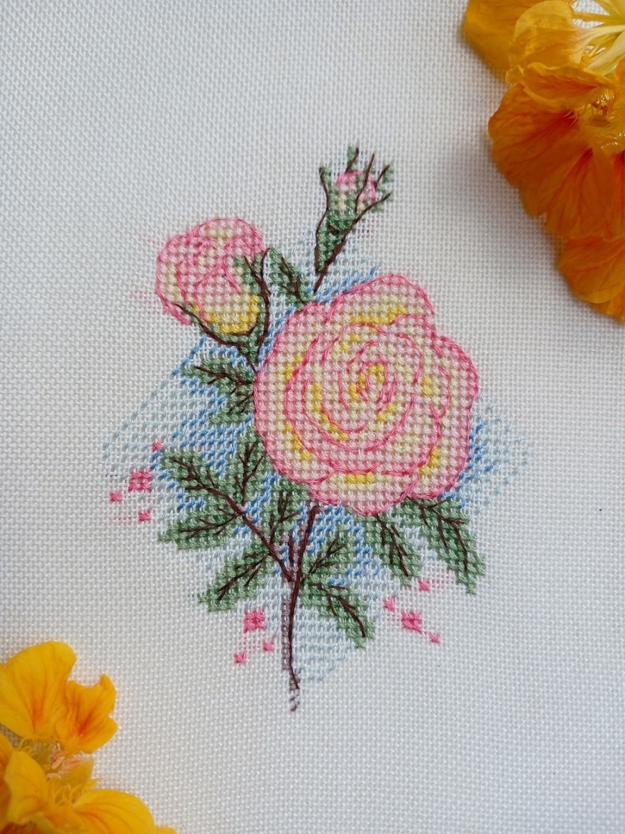 Delicate Rose Cross Stitch Pattern фото 2