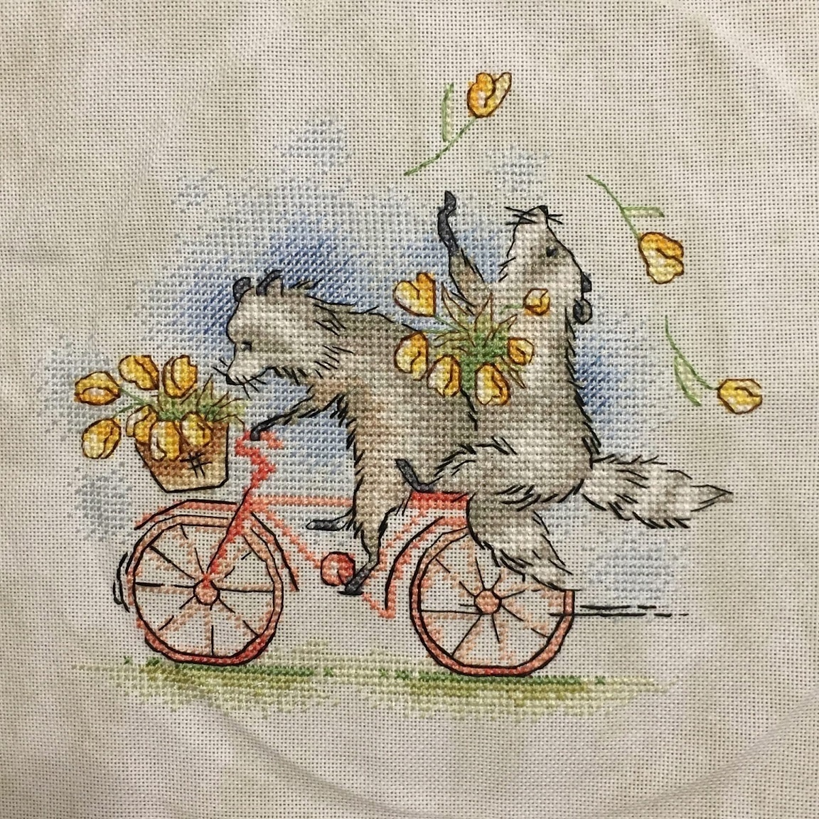 Raccoons on a Bike Cross Stitch Pattern фото 2