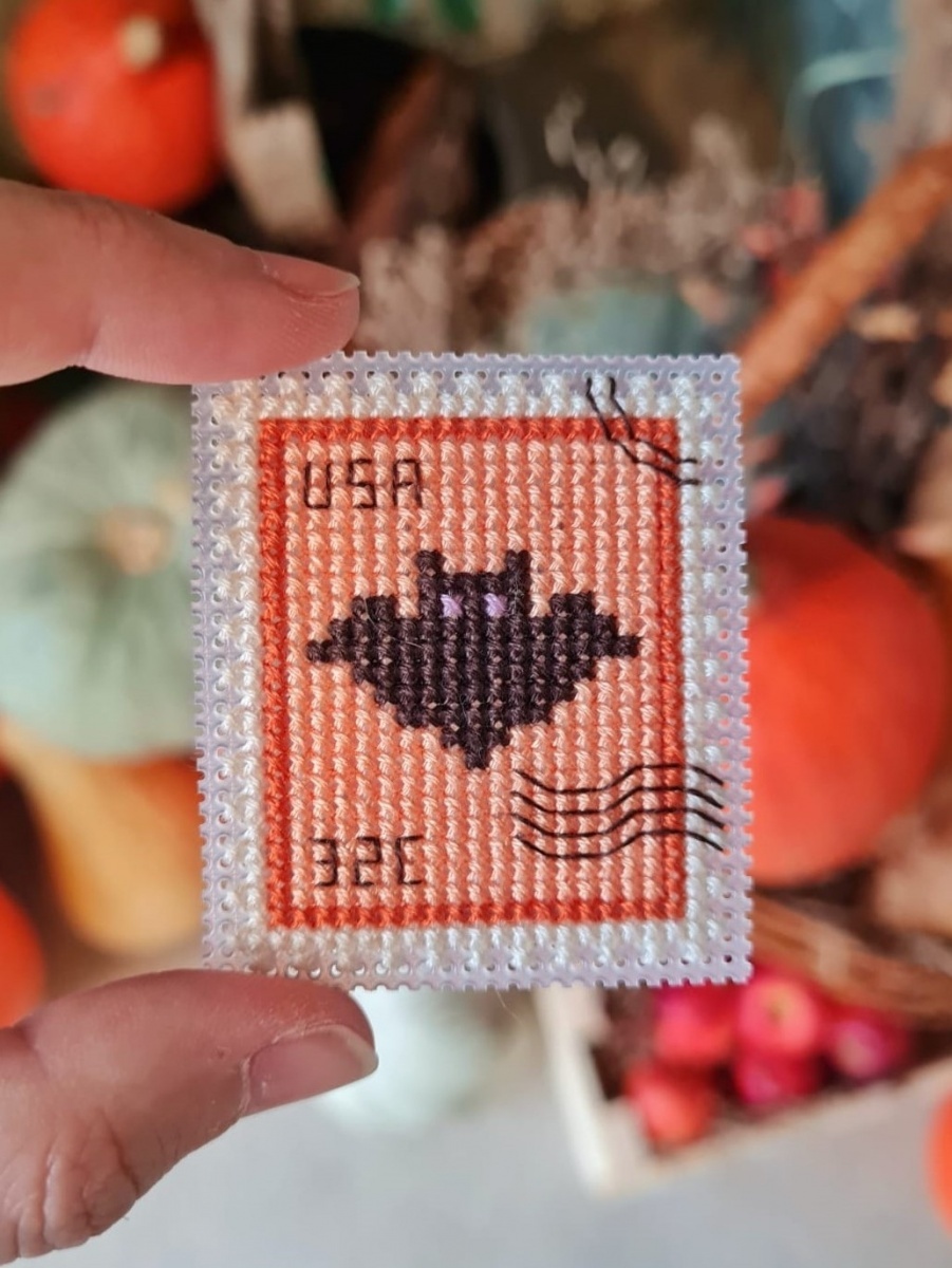 Halloween Bat Postage Stamp Cross Stitch Pattern фото 2