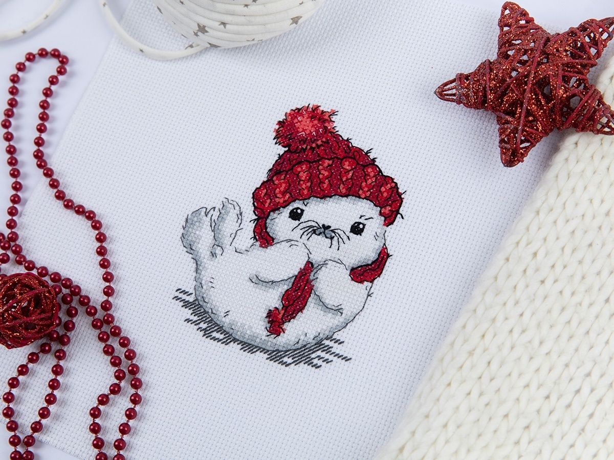 Baby Seal in the Hat Cross Stitch Kit фото 4