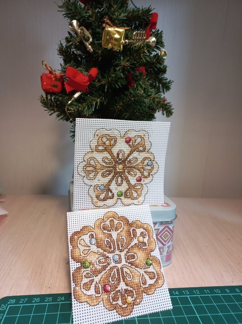 Gingerbread Snowflake Cross Stitch Pattern фото 4